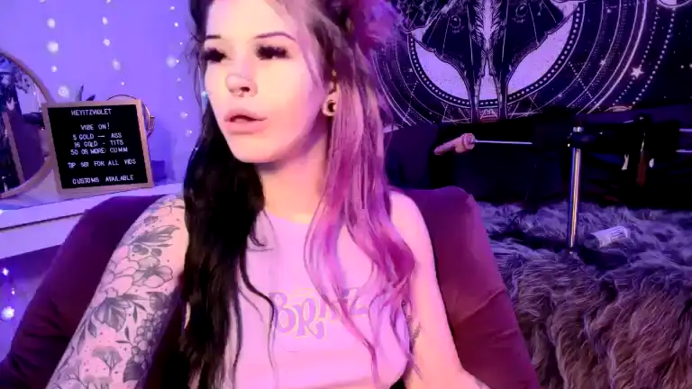 Naughty_kitty93 – [Manyvids Live] Striptease Big-ass Roleplay – 2025-11-06 22:36:18