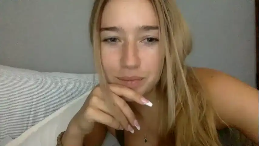 Avababexoxo – [Chaturbate] Crazy Mom Doggy – 2025-02-26 18:48:33