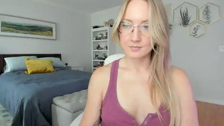 Belatalbotxx – [Streamate] Teases Camgirl Dick – 2025-05-12 03:48:46