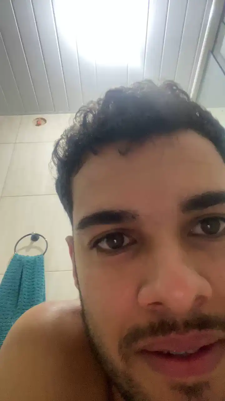 Cristiian – [Cam4] Real Naked Homemade – 2025-09-19 12:32:14