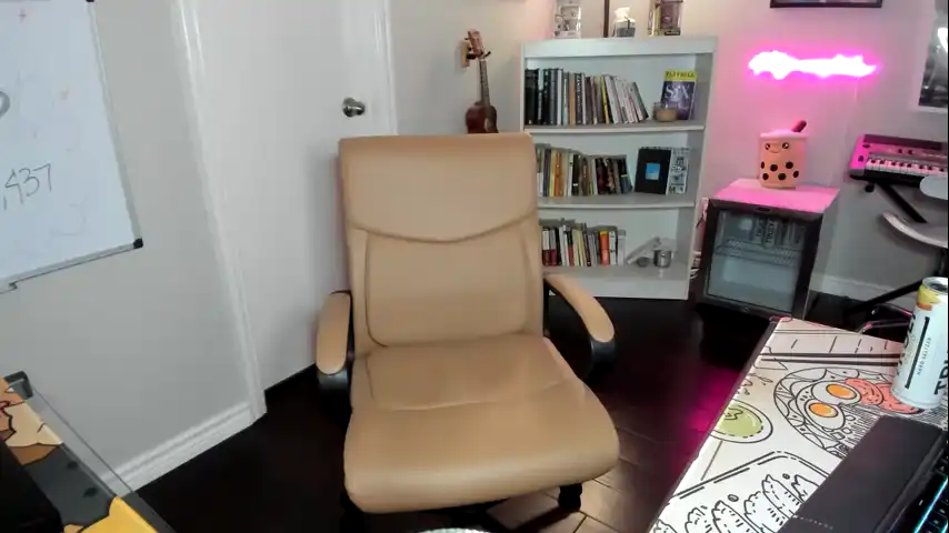 Miss_bee – [Chaturbate] Ticket Cum Video Crazy Goal Fucks Herself – 2025-11-20 15:20:47