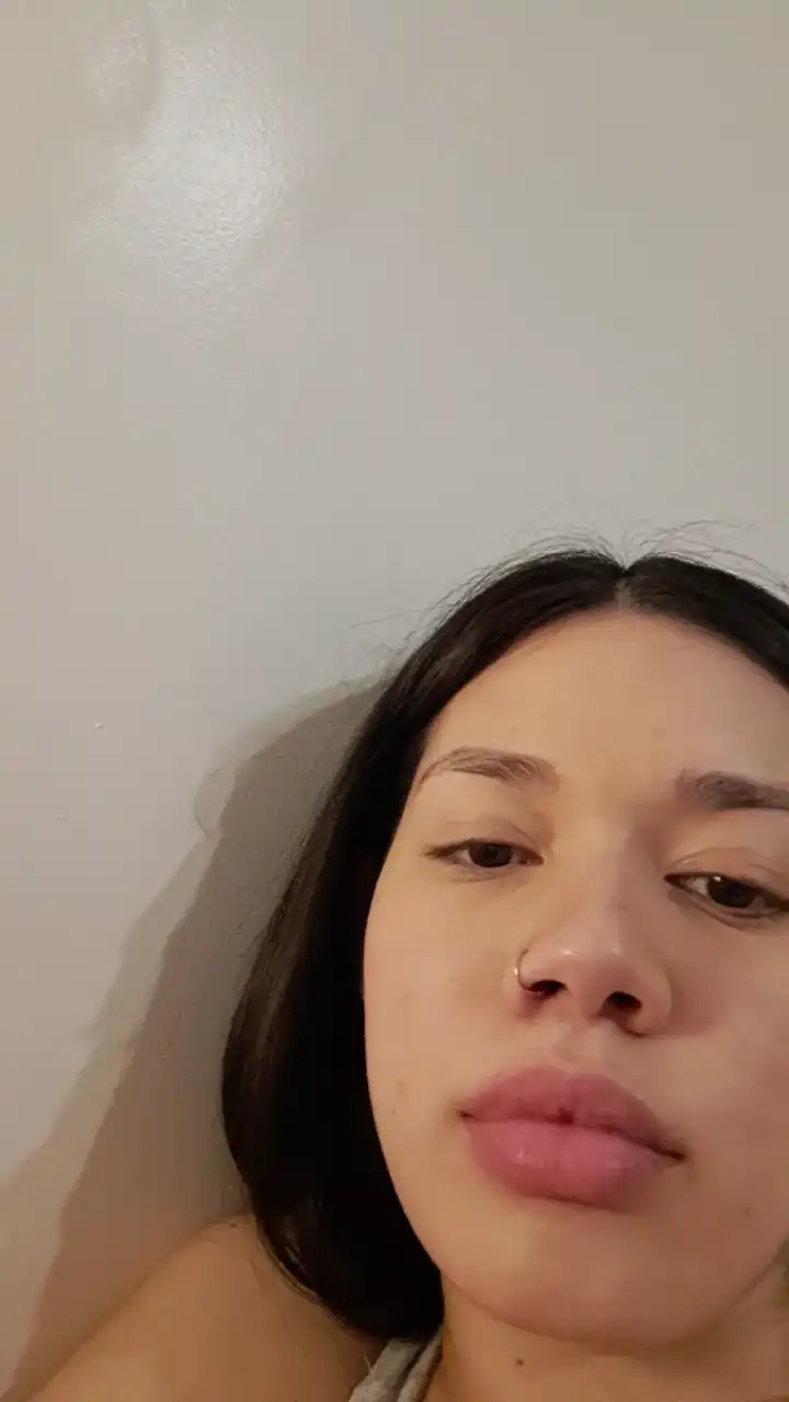 Nadiaa4 – [Cam4] Awesome Girl Alone Suck Dick – 2026-05-21 18:41:44