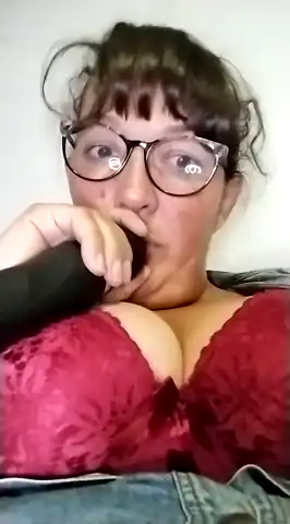 Saraqueen__ – [Stripchat] Shaved Pussy Only Fun Club Video – 2026-05-07 09:28:23