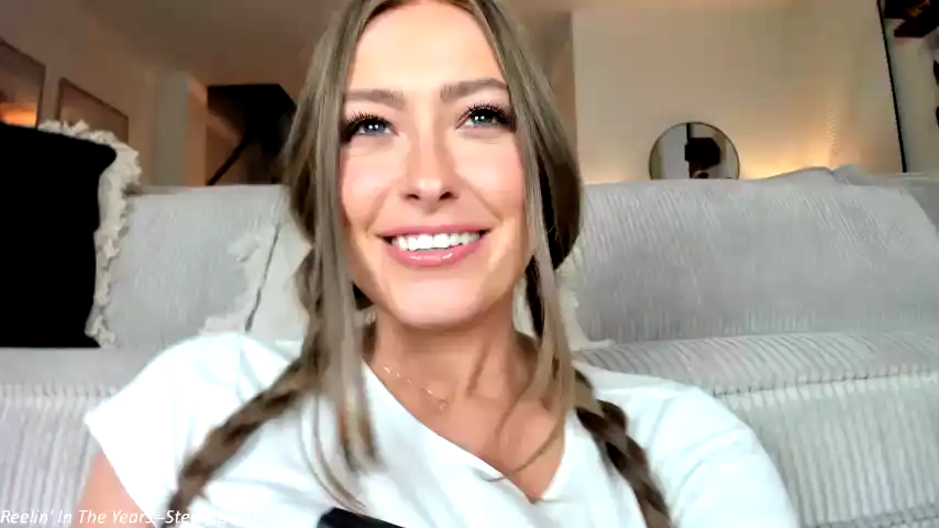 X_lily_x – [Chaturbate] Cum Super Interactive Toy – 2025-08-29 05:46:09
