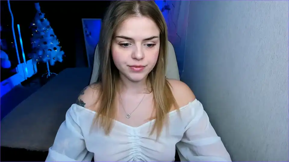Alic_eey – [Manyvids Live] Crazyticket Hot Babe Strips Obmihod – 2025-02-03 20:53:38