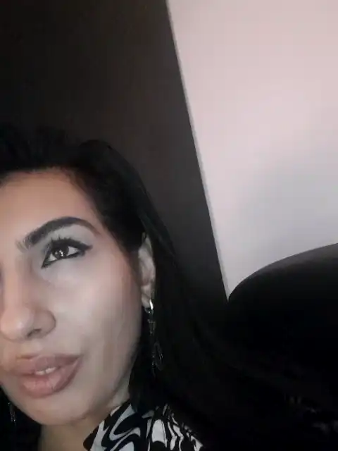 Brunettebabe69 – [Xlovecam] Dream Girl Twerking Closeup – 2025-03-13 12:02:52