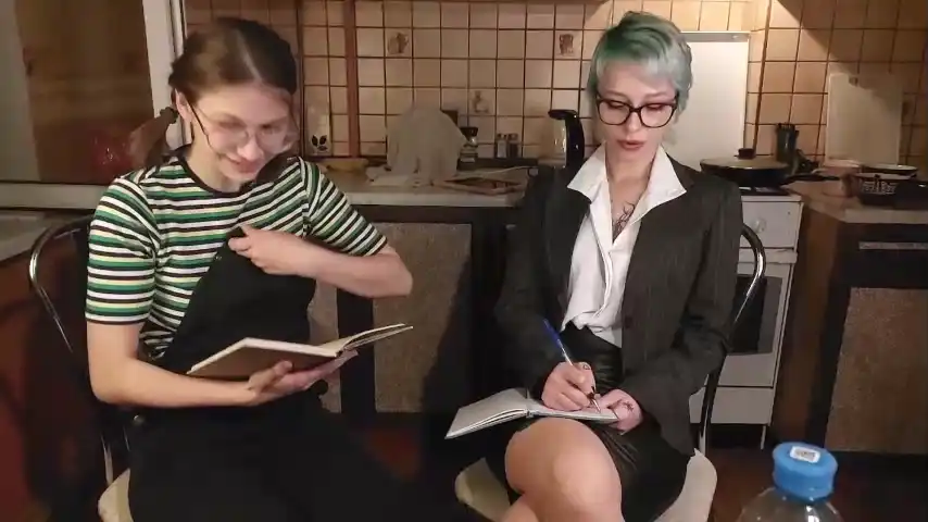 Mekyy_no_neko – [Chaturbate] Xxxvideo Russian Girl Rides – 2025-11-07 13:37:24