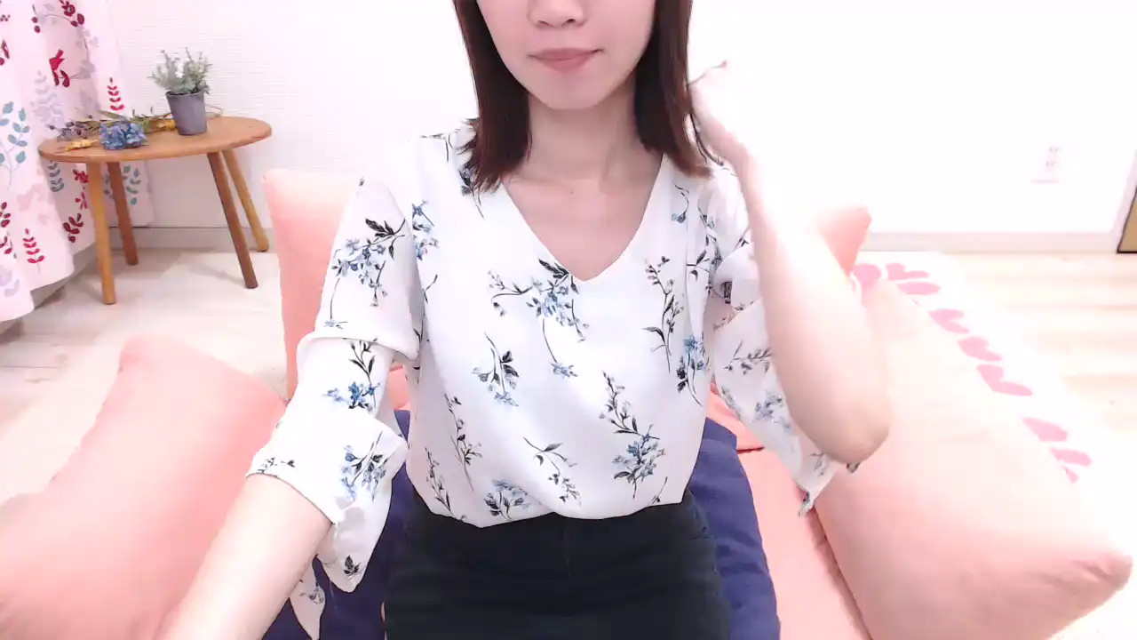 Riisabbv – [Sakuralive] Romantic Hidden Shaved – 2025-04-20 12:32:42