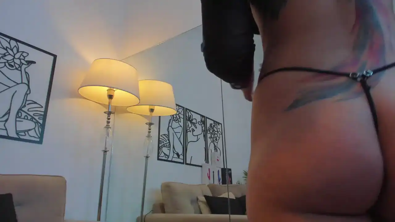 Delasmith – [Xlovecam] Free Watch Slut Cute Webcam Girl – 2025-04-14 02:37:29