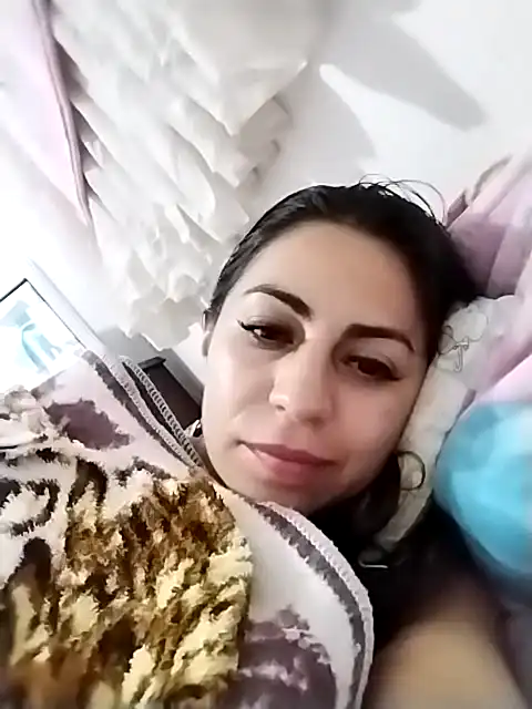 Maggiejhons – [Xlovecam] Free Watch Hidden Show Webcam Model – 2026-04-03 09:33:57