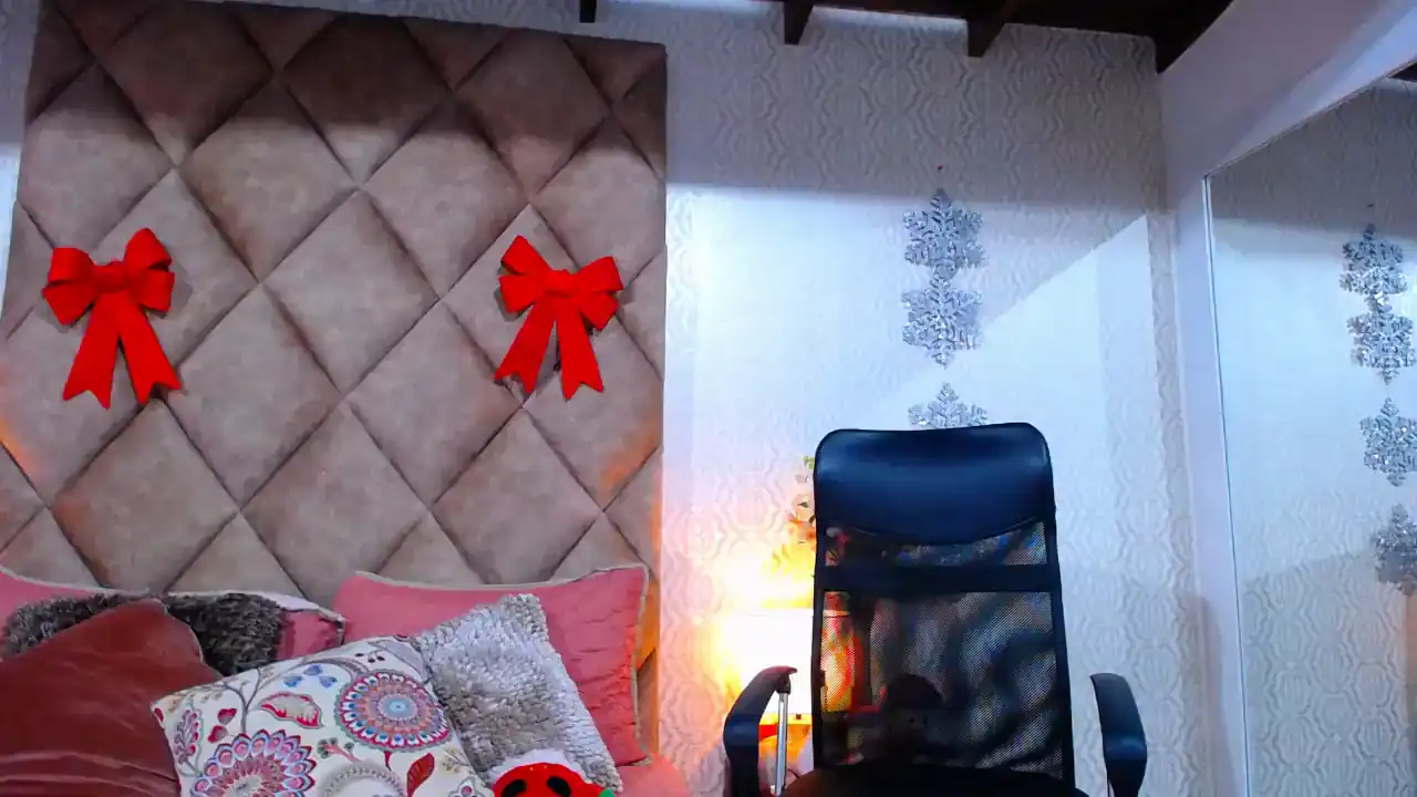Dapne-rogers – [Flirt4free] Teases Interactive Toy Amazing – 2025-02-04 00:10:51