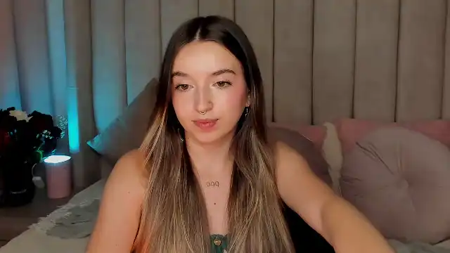 Mila-fiorela – [Flirt4free] Get Fucked Live Show Interactive Toy – 2025-05-15 21:39:48