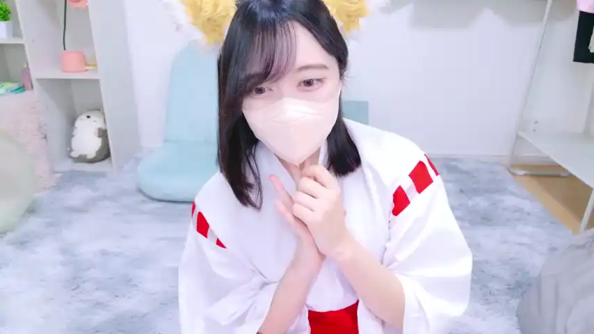 Yurie_ – [Stripchat] Livecam Webcam Chat Naughty – 2025-10-12 18:06:00