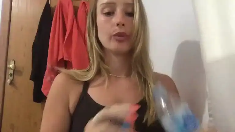 Cutieevie – [Streamate] Fisting Pussy Webcamchat Gorgeous – 2025-08-19 10:27:34