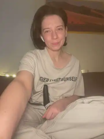 Take_me_awayy – [Stripchat] Camera Slutty Beauty – 2025-12-19 23:01:02