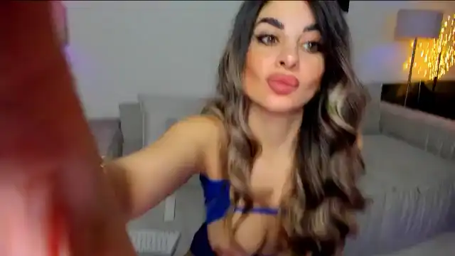 Karlastarx – [Myfreecams] Camsex Perfect Body Fingering – 2026-07-16 03:30:29