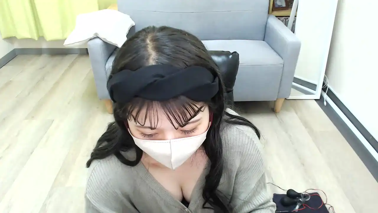Nanacvc – [Sakuralive] Sexy Girl Horny Pvt – 2025-07-22 18:53:44
