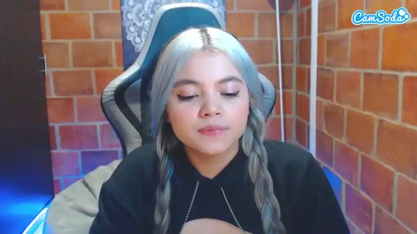 Scarletthudsson – [Camsoda] Sexy Girl Friendly Webcam Model – 2025-09-10 11:13:40