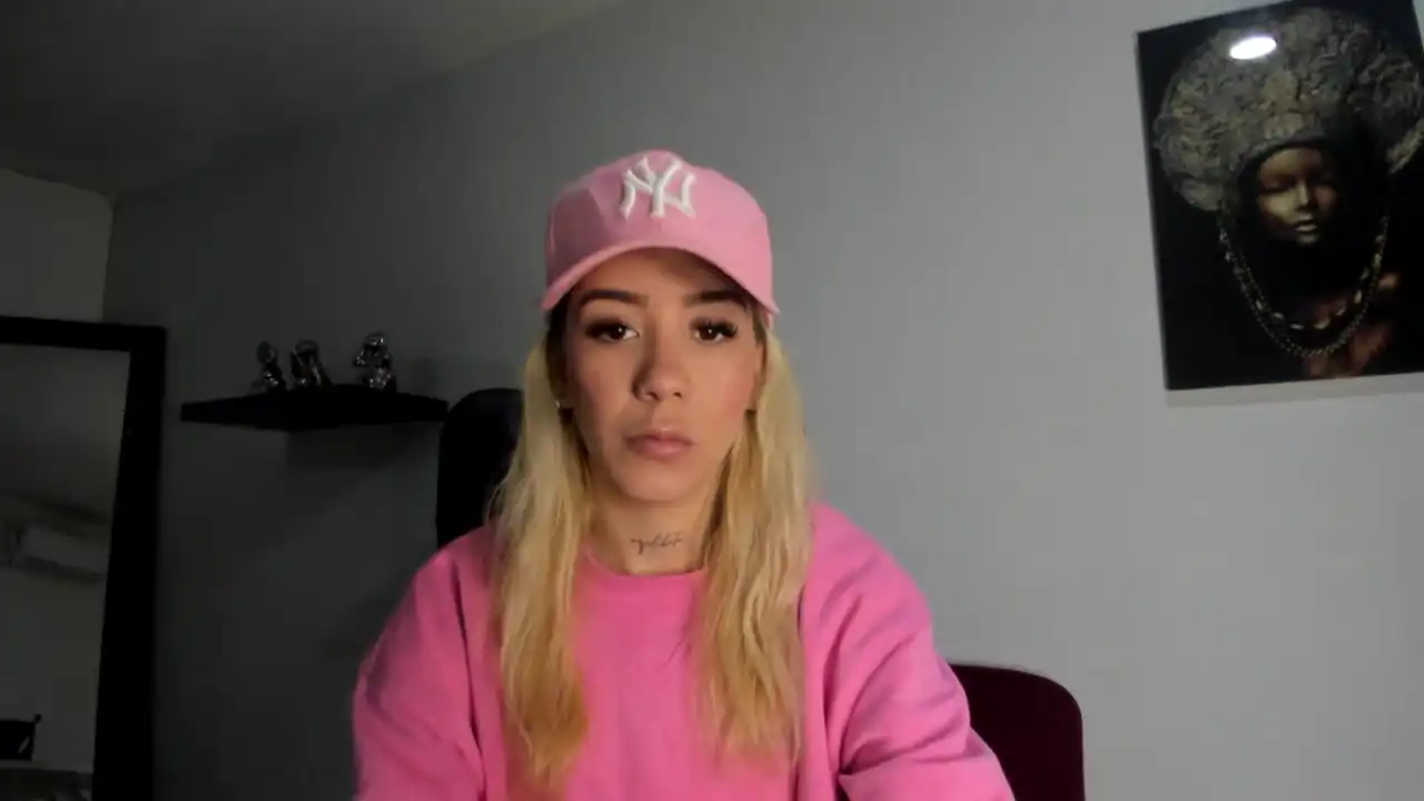 Melanieoconor – [Manyvids Live] Babe Panties First Time – 2025-12-05 17:45:21