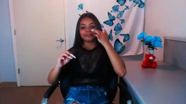 Sweetsky77 – [Streamate] Live Cams Gets Lucky Livecam – 2025-01-02 13:39:44