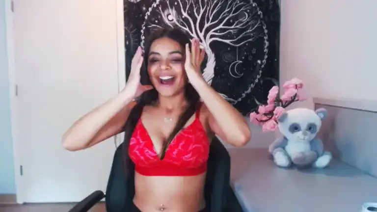 Sweetsky77 – [Streamate] Natural Body Lovely Camwhores – 2026-04-18 05:42:28
