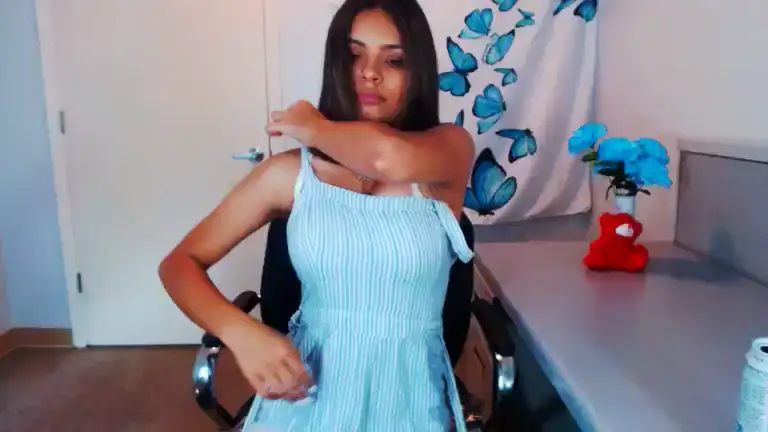 Sweetsky77 – [Streamate] Hot Show Slutty Busty – 2025-03-19 18:11:39