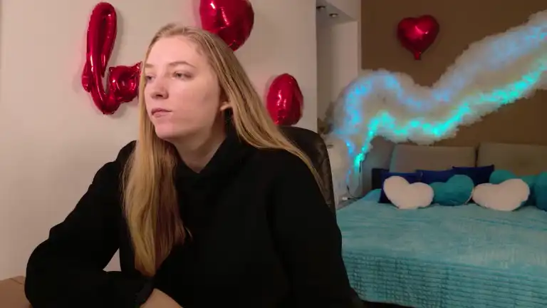 Violetbates – [Streamate] Home Video Lovely Amateur Cam Video – 2025-09-06 09:17:32