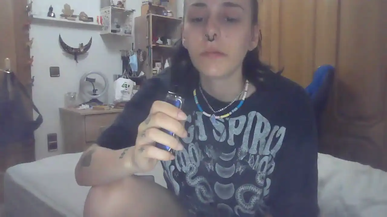 Juddyblack – [Amateur.tv] Sweet Girl Licking Party – 2025-05-05 07:50:18