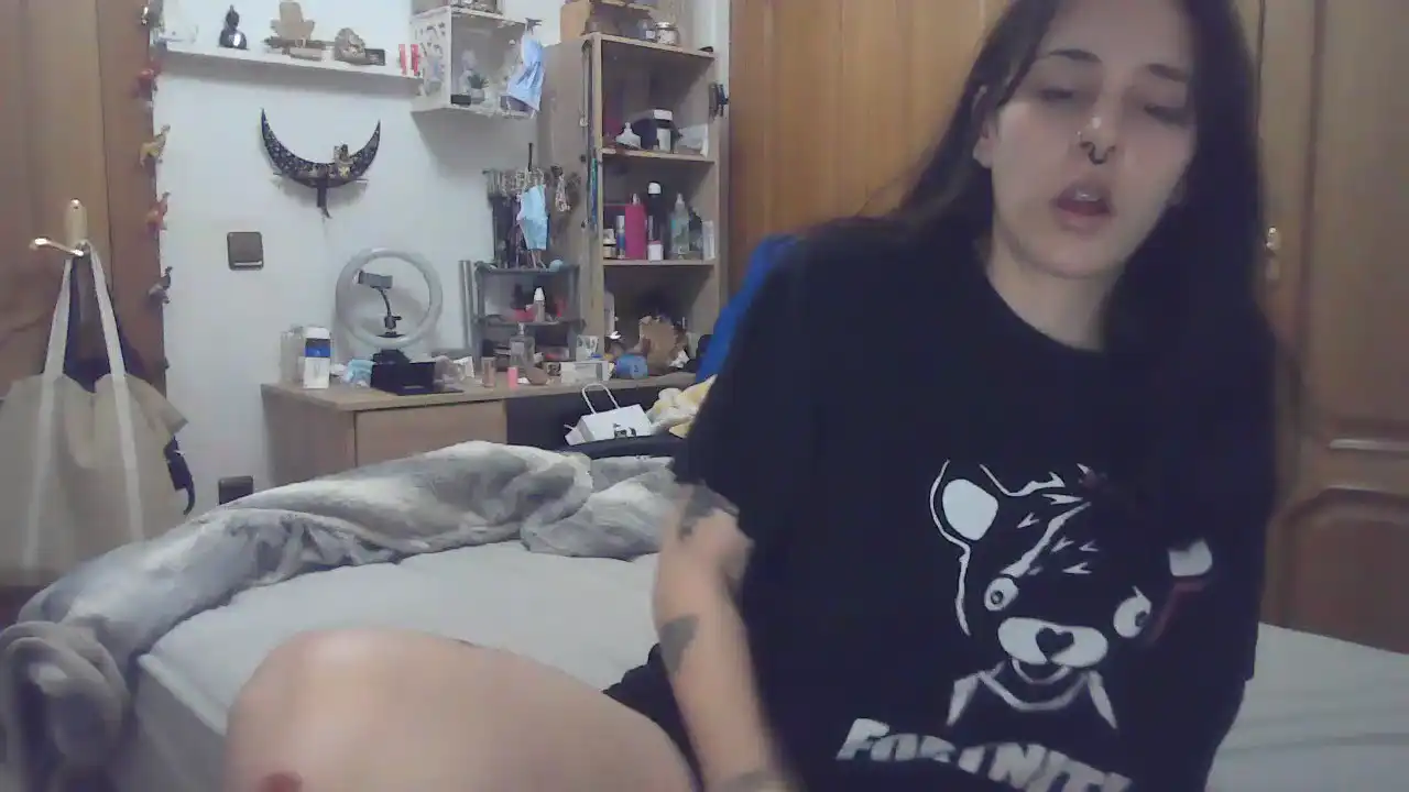 Juddyblack – [Amateur.tv] Camsex Romantic Closeup – 2025-11-28 08:49:11