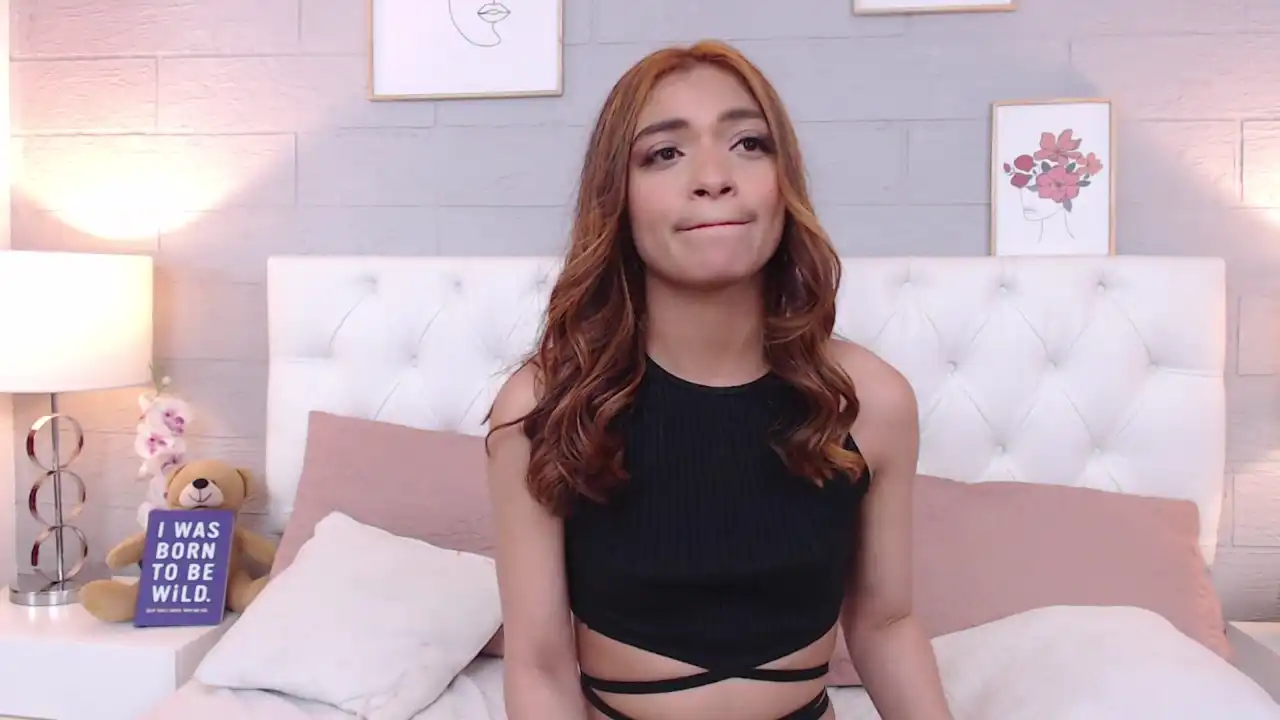 Emliesaenz – [Xlovecam] Hot Babe Strips Roleplay Surprise – 2026-04-12 11:34:59