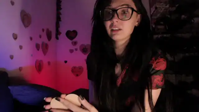 Birdskiller – [Myfreecams] Blowjob Playing On Live Webcam College Girl – 2026-06-14 01:54:31