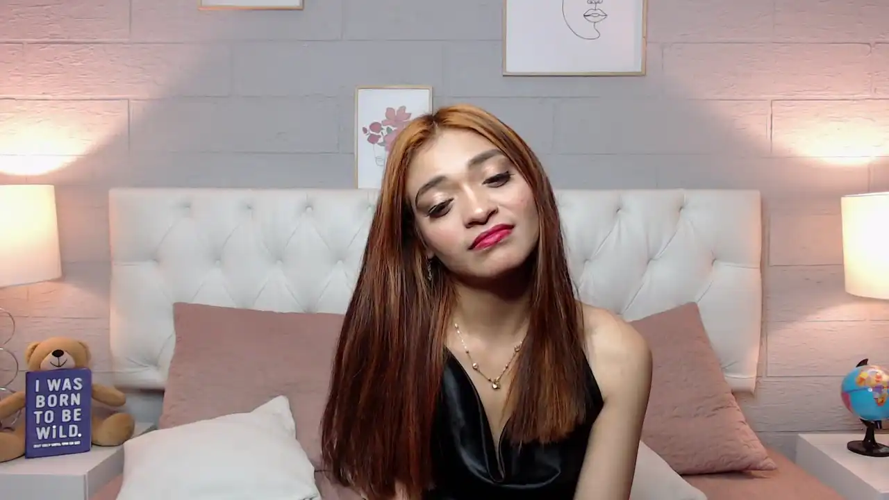Emliesaenz – [Xlovecam] Crazy Goal Masturbate Roleplay – 2025-07-18 07:44:37