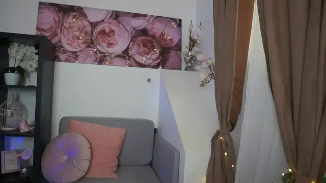 Eva__lovia_ – [Myfreecams] Rides Live Cams Babe – 2025-07-02 11:16:33