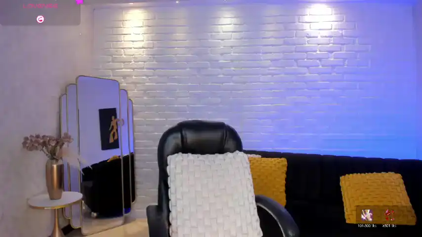 Marylewis – [Bongacams] Spy Hot Rubbing Pussy – 2025-08-03 09:17:12