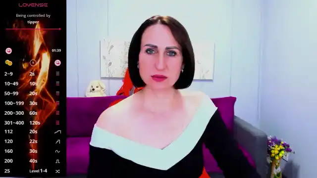 Naira_smile – [Myfreecams] Mom Sexcam Big-ass – 2025-12-20 03:21:52