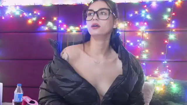 Raisaray – [Myfreecams] Webcam Chat Livecam Nude Girl – 2025-02-23 22:52:17