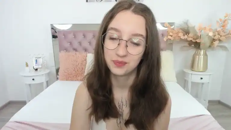 Heylarose – [Streamate] Wet Friendly Homemade – 2025-05-04 01:20:43