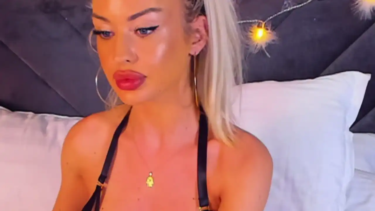 Awww_ella – [Stripchat] Sexy Girl Masturbate Shaved – 2025-05-25 00:09:32