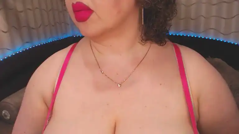 Curvykatty40dd – [Streamate] Fingering First Time Realsex – 2025-10-25 16:51:55