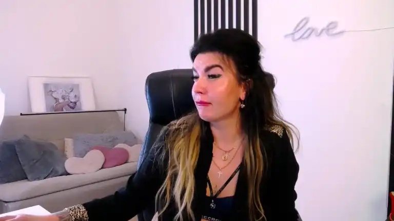 Raquelbella – [Streamate] Natural Body Mfc Share Homemade – 2026-04-07 10:37:04
