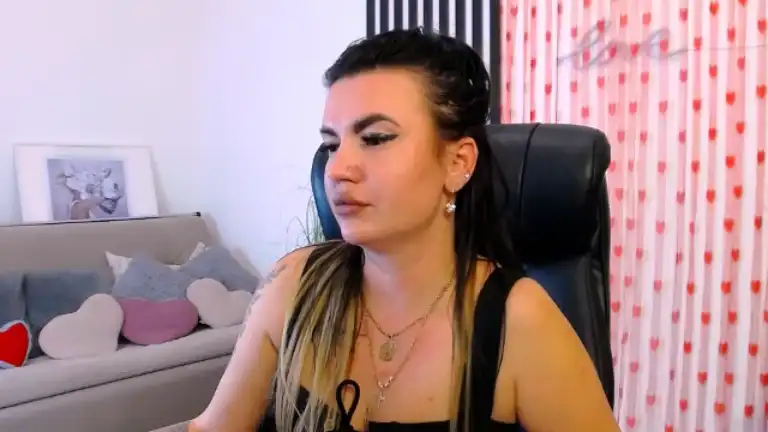 Raquelbella – [Streamate] Sweet Model Porn Live Chat Pvt – 2025-04-23 03:57:48