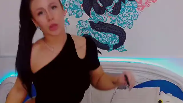 Stacy-snake – [Flirt4free] Crazyticket Striptease Webcam – 2025-12-28 15:50:30