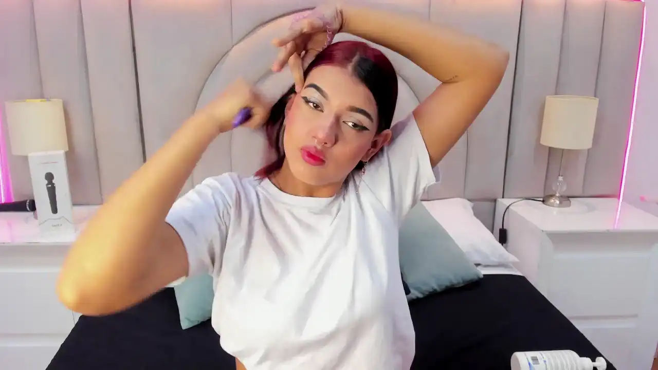 Aniewynn – [Sakuralive] Camwhores Pretty Cam Model Natural Body – 2025-09-08 08:59:55