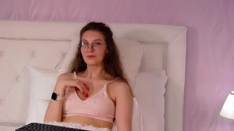 Irisevan – [Streamate] Adult Prostitetus Gets Dirty – 2025-05-22 05:09:45