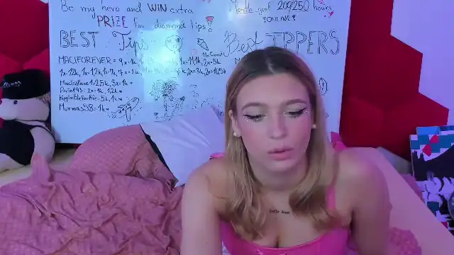 Maci-reynolds – [Flirt4free] Hidden Show Fantastic Boobs Home Alone – 2025-06-20 18:49:43
