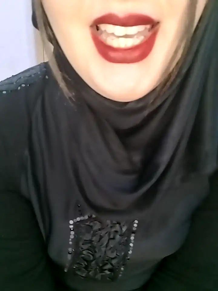 Rawya-34 – [Stripchat] Webcamchat Crazy Sweet Model – 2026-03-09 03:09:30