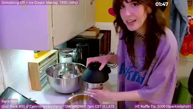 Yarrow – [Myfreecams] Chica Rubbing Pussy Party – 2025-01-31 06:05:25