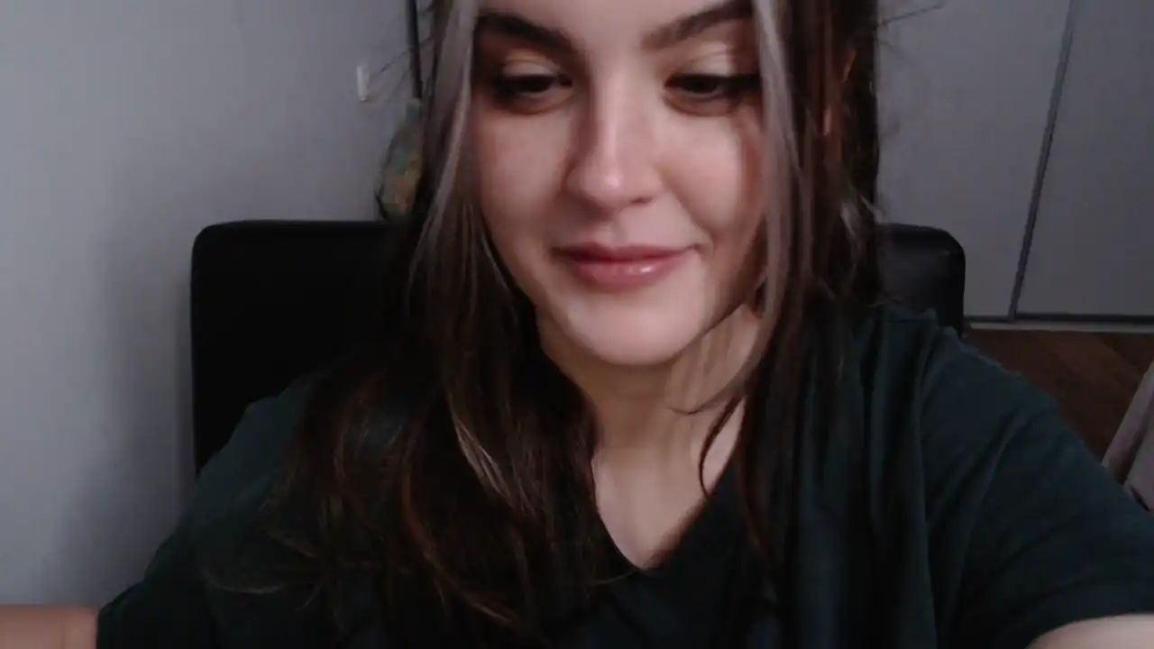 Szescznakow – [Showup] Web Model Chat Horny – 2026-03-31 01:47:02