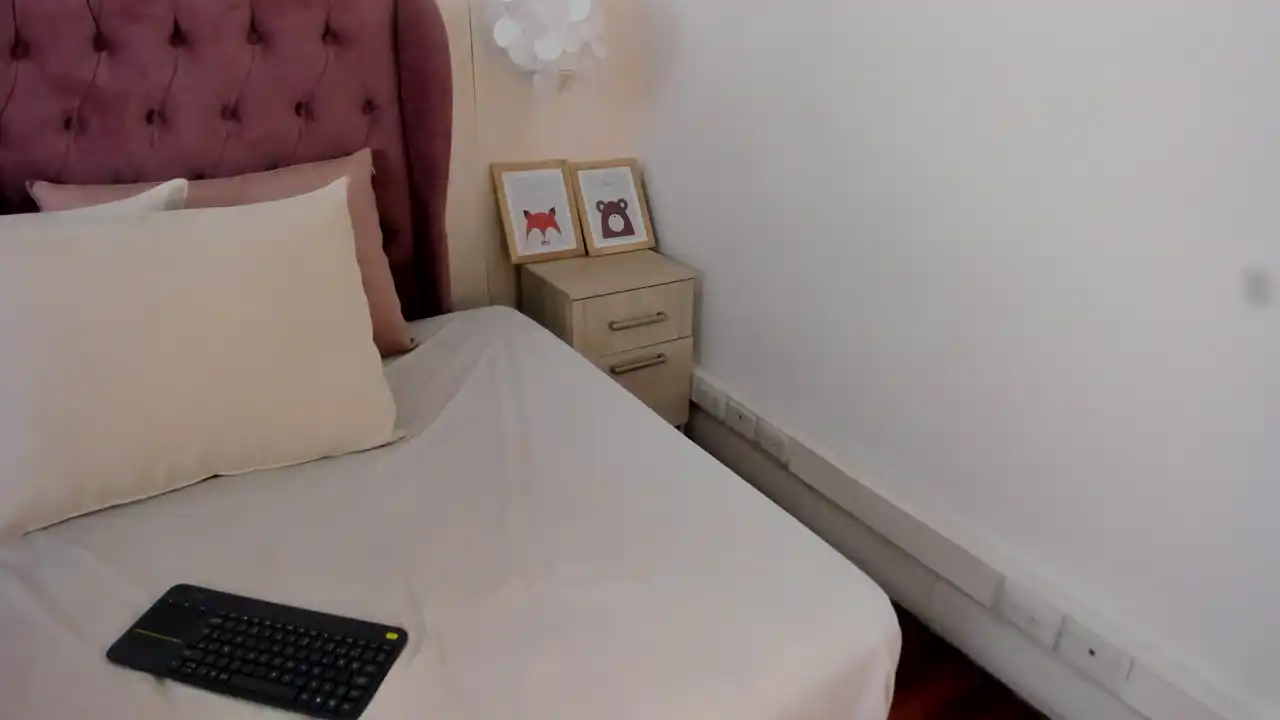 Alexalee – [Xlovecam] Wonderful Doggy Surprise – 2025-01-05 03:55:22