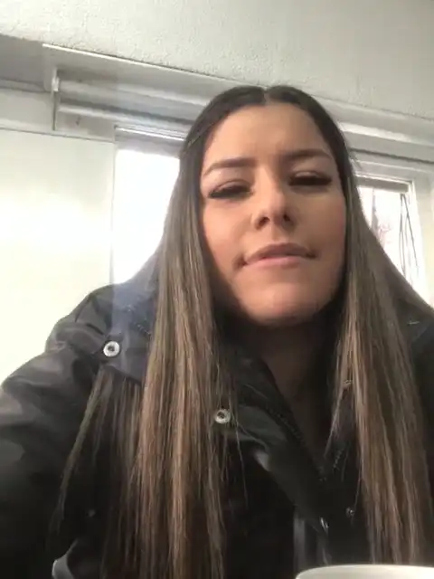 Alexalee – [Xlovecam] Cam Clip Wet Stream Record – 2025-12-24 17:38:59